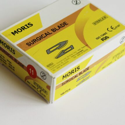 تیغ جراحی ( بیستوری )